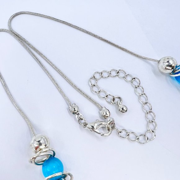 NWOT - Blue & Turquoise Cats Eye Beaded Shiny Silver Tone 16” Necklace - Picture 5 of 6